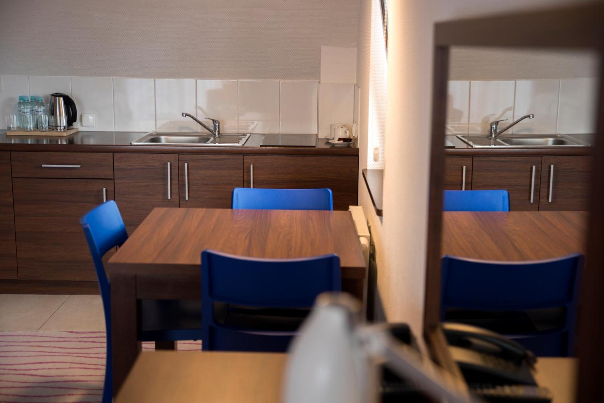 Aparthotel Flinski Sport & Spa Swieradow-Zdroj Phòng bức ảnh