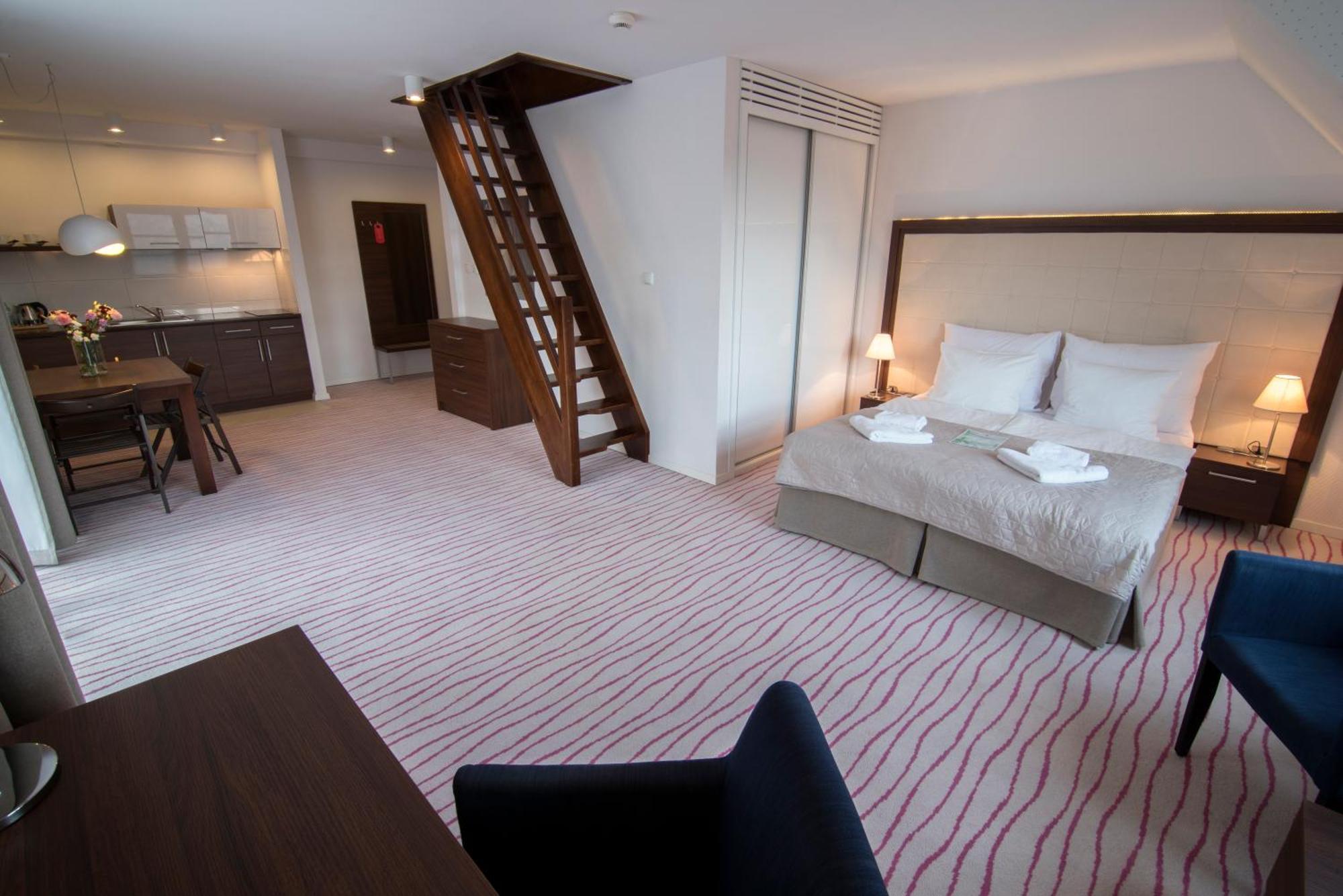 Aparthotel Flinski Sport & Spa Swieradow-Zdroj Phòng bức ảnh