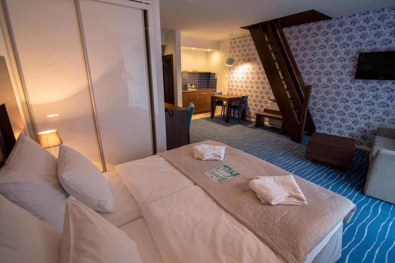 Aparthotel Flinski Sport & Spa Swieradow-Zdroj Ngoại thất bức ảnh