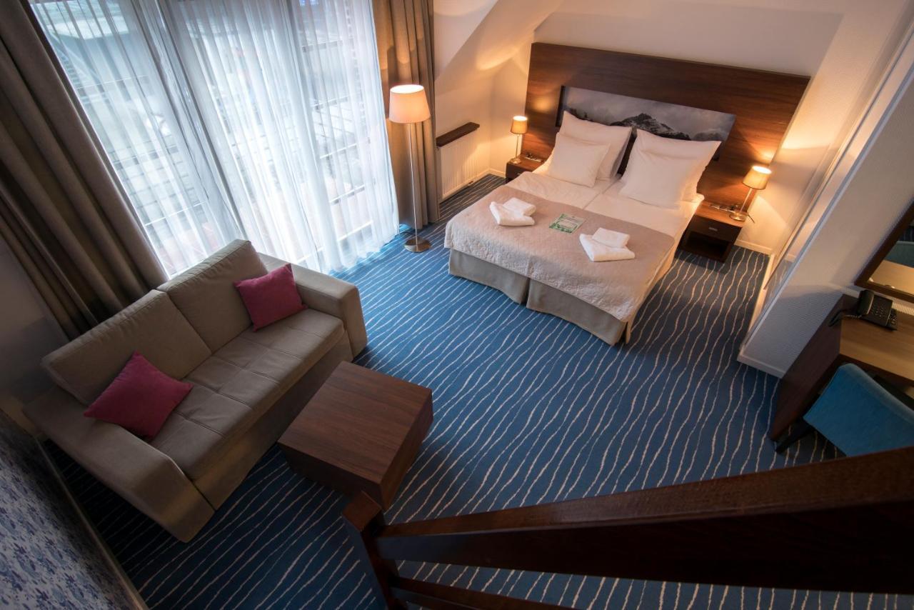 Aparthotel Flinski Sport & Spa Swieradow-Zdroj Ngoại thất bức ảnh