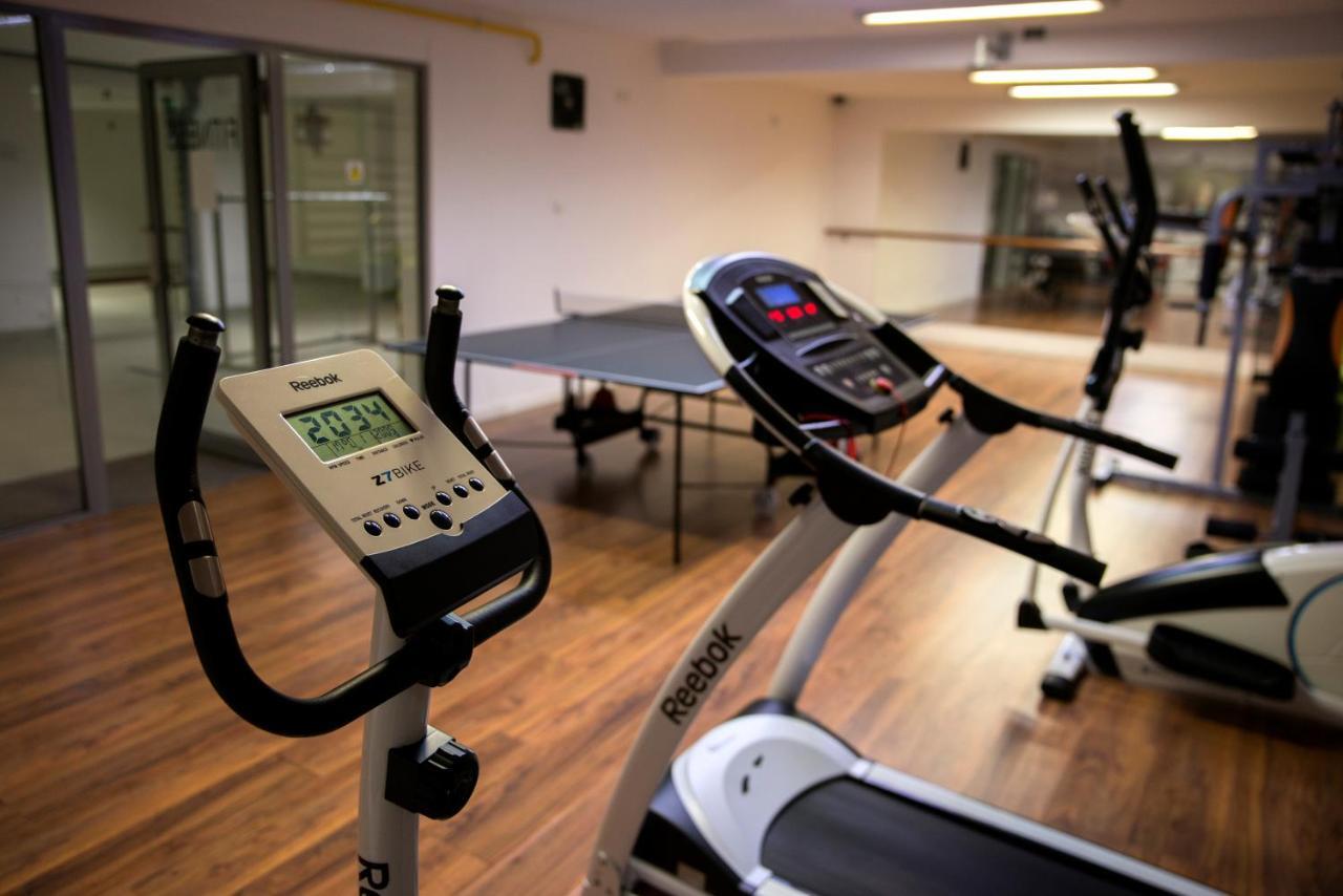 Aparthotel Flinski Sport & Spa Swieradow-Zdroj Ngoại thất bức ảnh